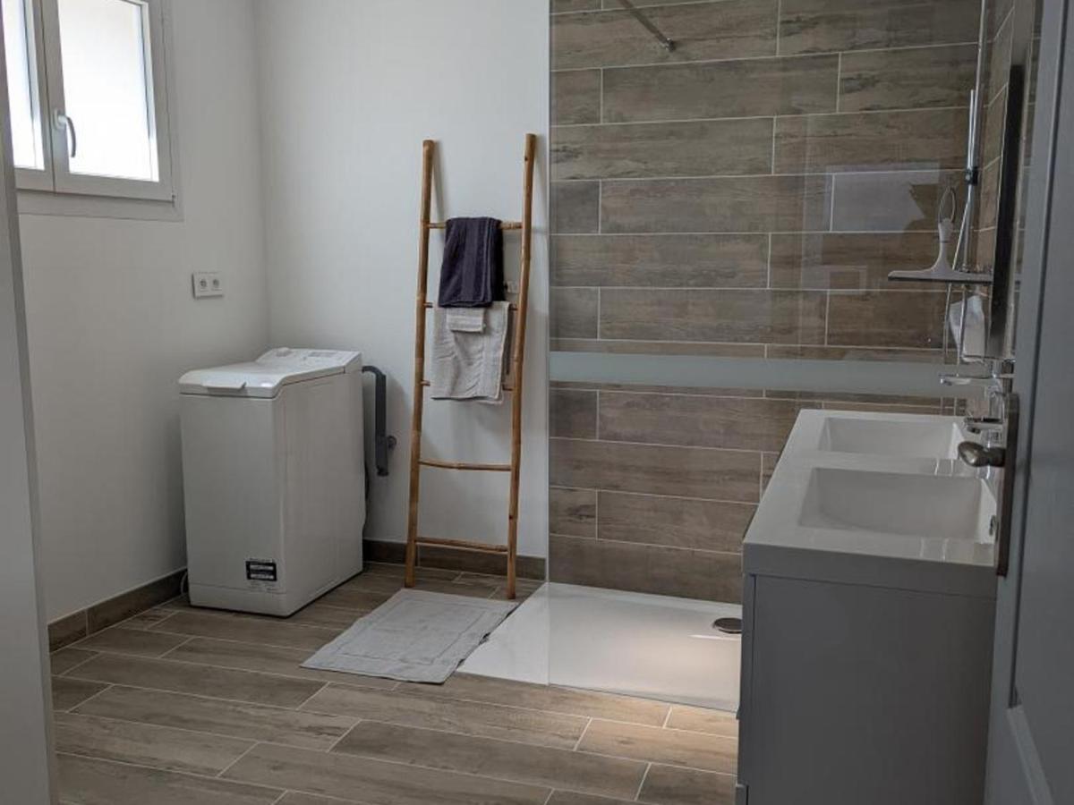 Maison Lumineuse Avec Cour Privative, Proche Sites Culturels, Tout Confort, Equipe Bebe, Wifi Inclus - Fr-1-653-98 Puyreaux Luaran gambar